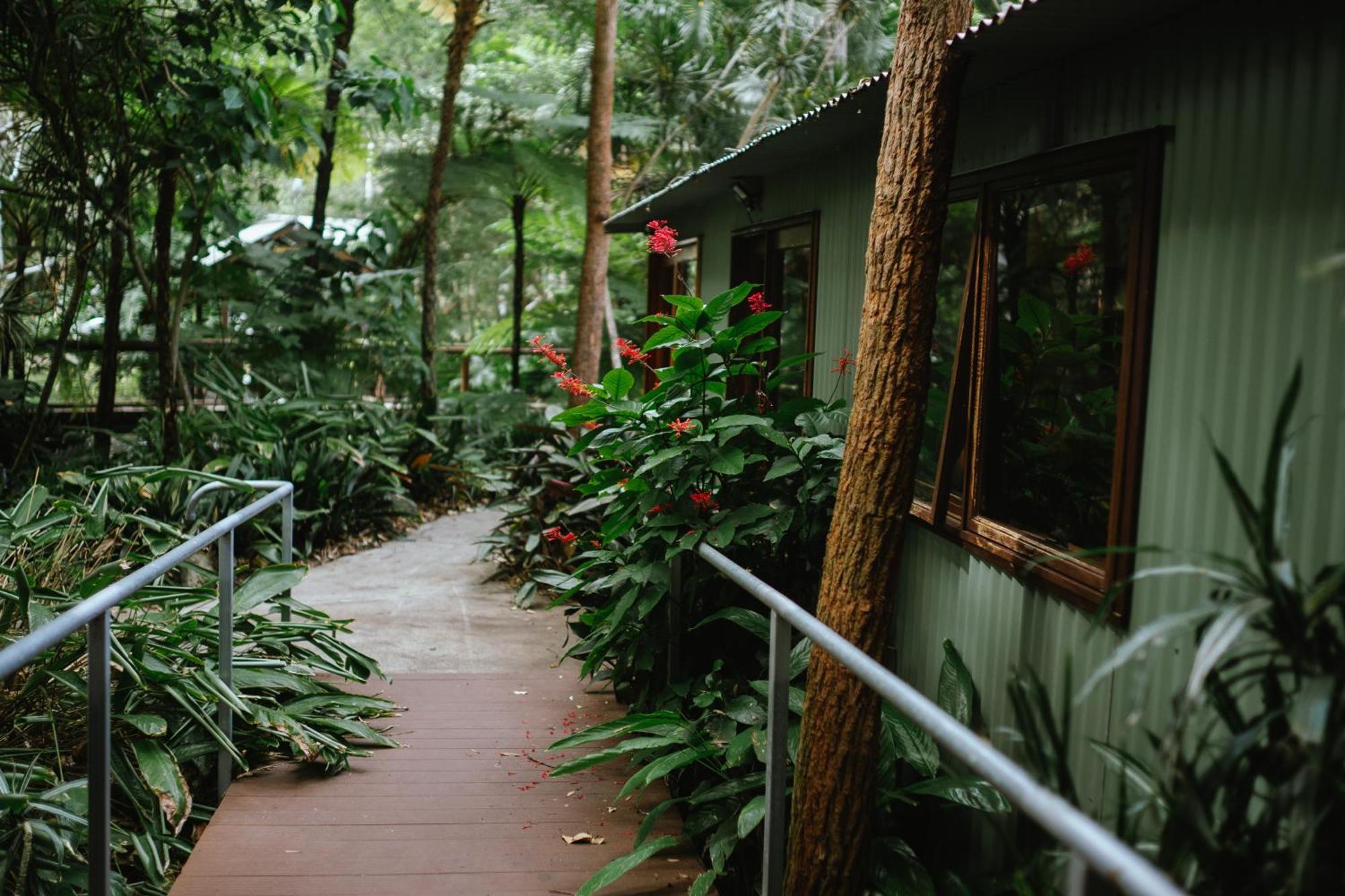 The Oasis At One Mile Beach Aparthotel Nelson Bay Exterior foto